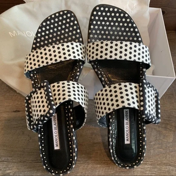 Manolo Blahnik Sandals - Picture 6 of 9